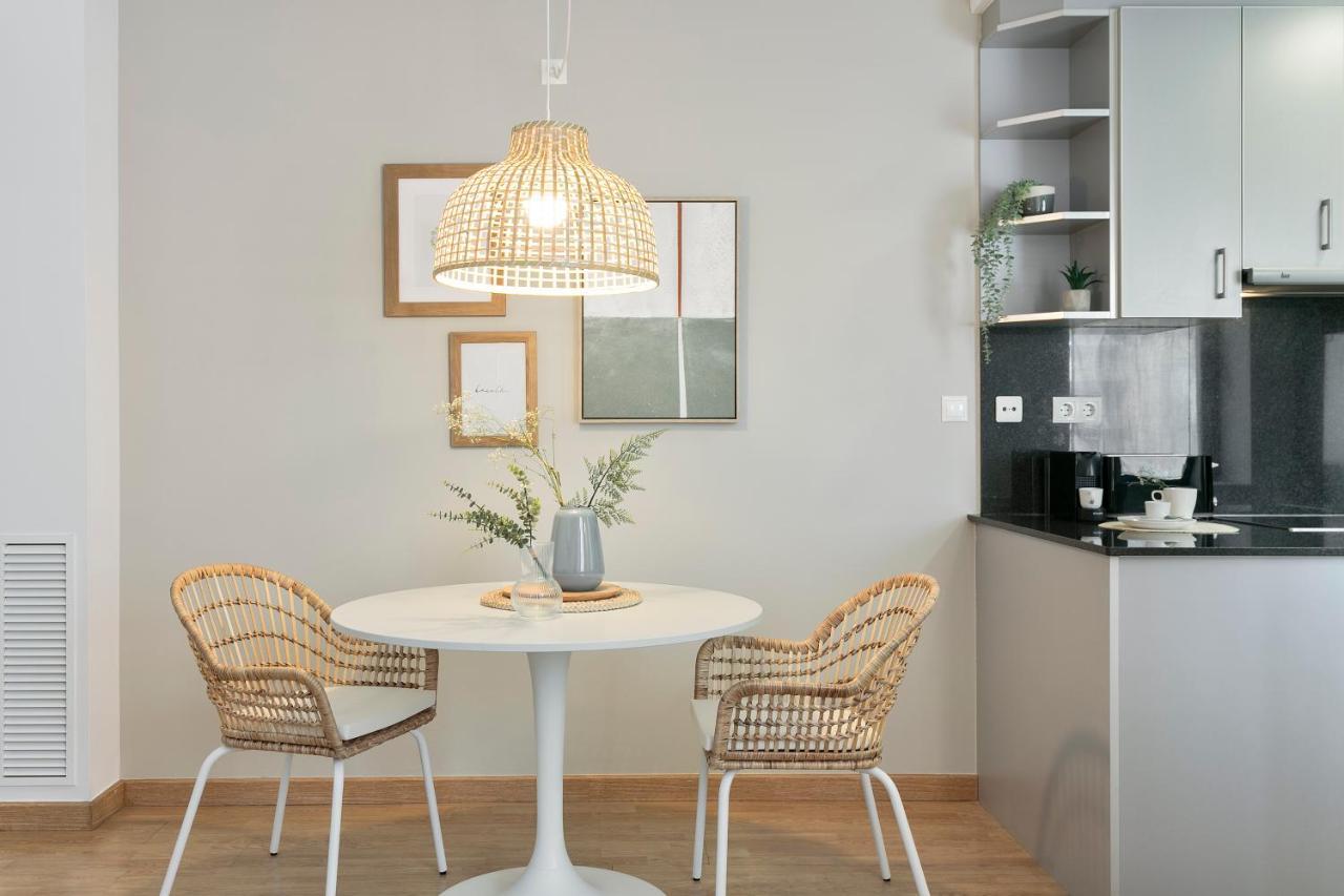 Click&Flat Sugranyes Apartment Barcelona Bagian luar foto