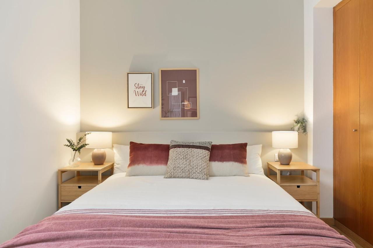 Click&Flat Sugranyes Apartment Barcelona Bagian luar foto