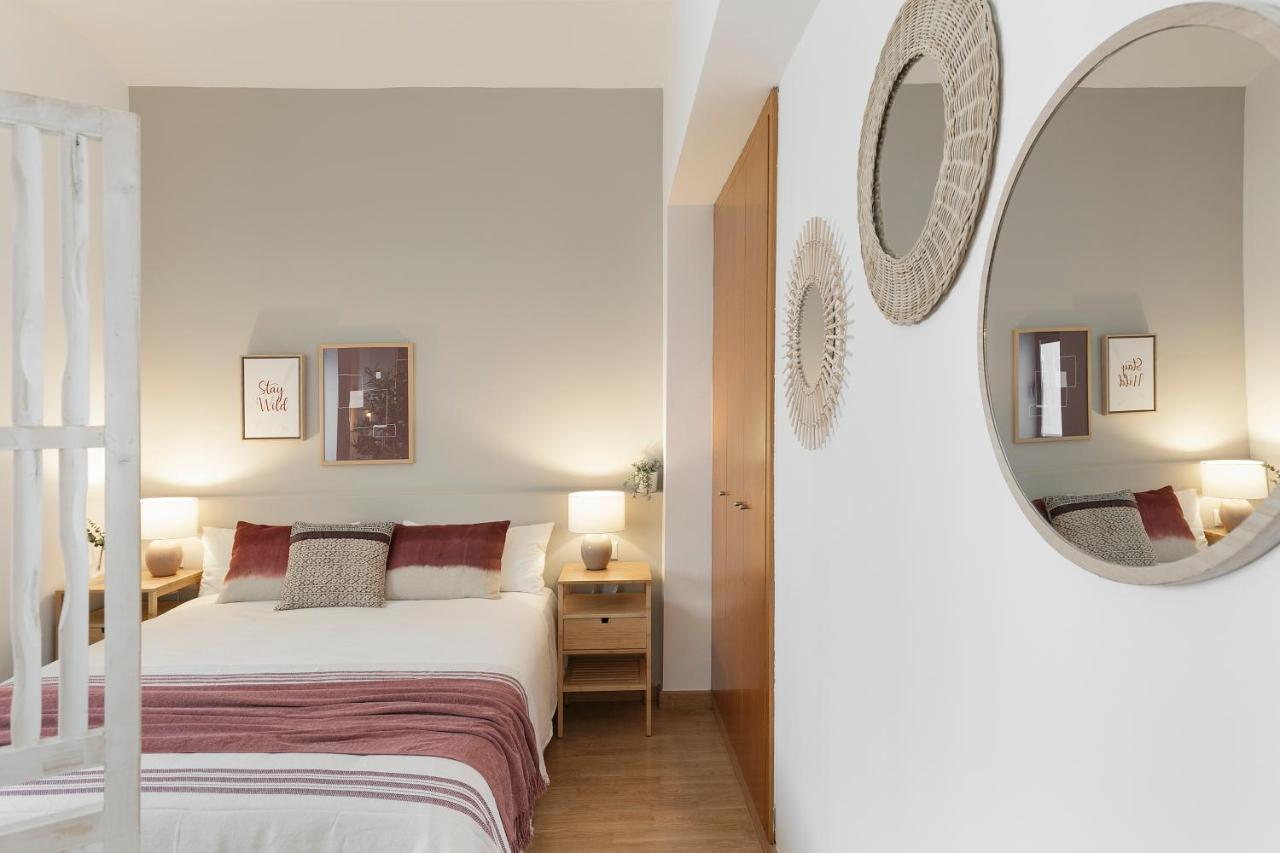 Click&Flat Sugranyes Apartment Barcelona Bagian luar foto